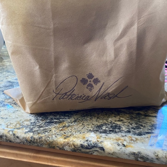 Patricia Nash Handbag/Backpack - Picture 8 of 11